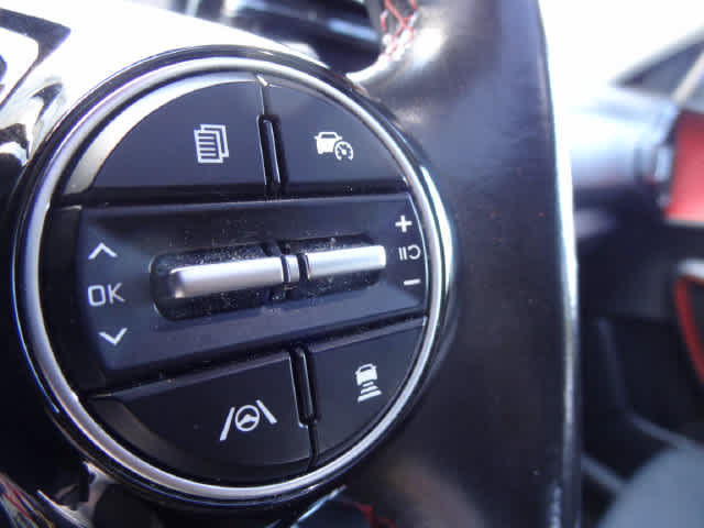 Used 2023 Kia Soul GT-Line w/ GT-Line Technology Package FWD image 17