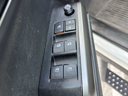 Used 2023 Toyota Tacoma SR5 RWD image 15