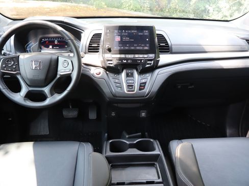 Used 2024 Honda Odyssey EX-L image 18