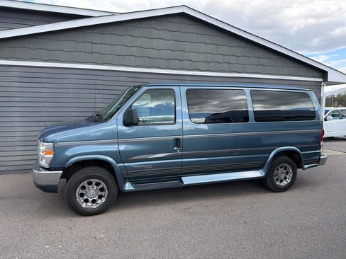 Used 2014 Ford E-150 and Econoline 150 w/ RV Plus Package RWD image 26