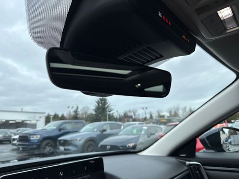 Certified 2025 MAZDA CX-50 AWD 2.5 Hybrid w/ Premium Pkg image 17