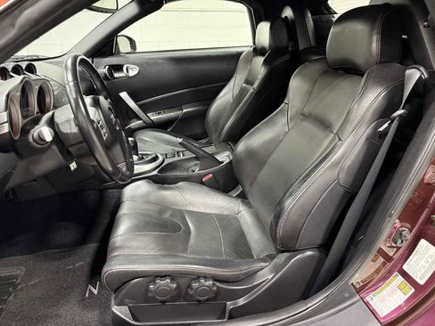 Used 2006 Nissan 350Z Touring RWD image 14