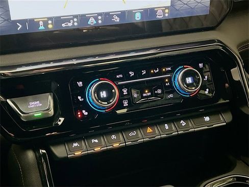 Used 2023 GMC Sierra 1500 AT4 w/ AT4 Premium Package image 20