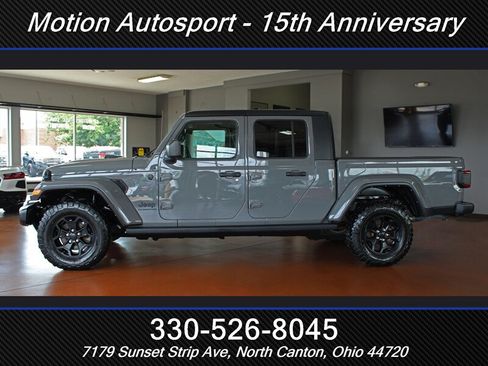 Used 2021 Jeep Gladiator Sport AWD/4WD image 5