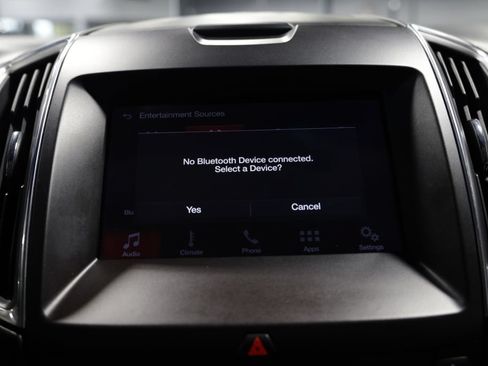 Used 2019 Ford Edge Titanium AWD/4WD image 38