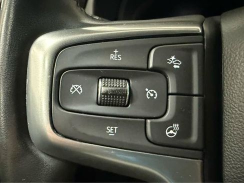 Used 2023 Chevrolet Tahoe Z71 w/ Z71 Off-Road Package AWD/4WD image 18