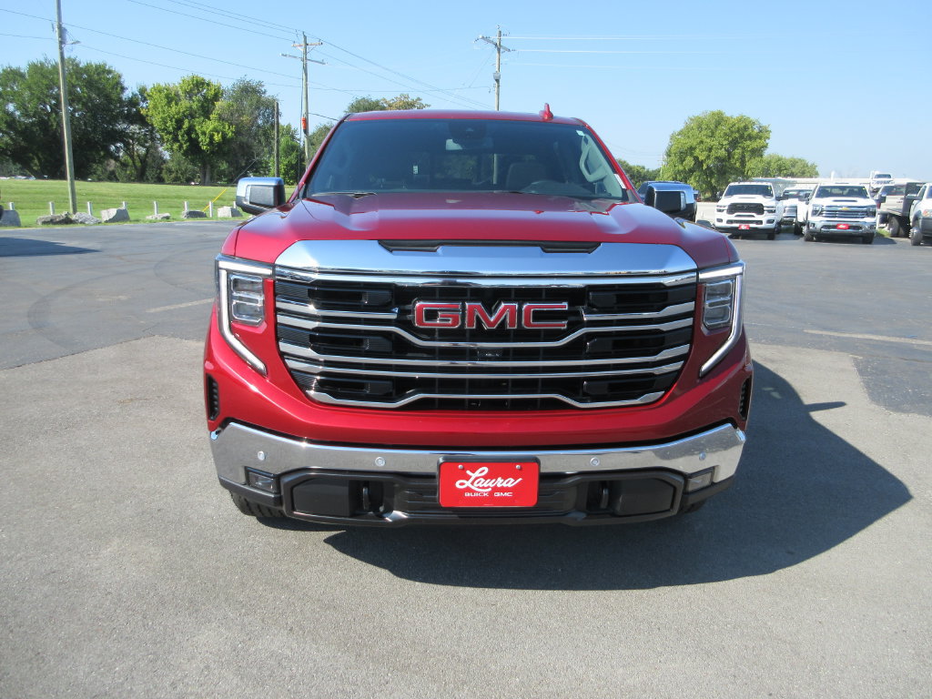Certified 2024 GMC Sierra 1500 SLT w/ SLT Premium Plus Package AWD/4WD image 13