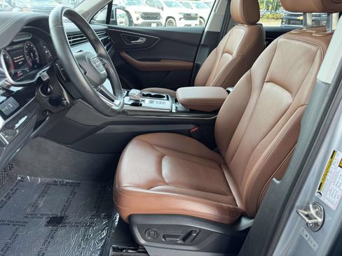 Used 2023 Audi Q7 2.0T Premium Plus w/ Premium Plus Package AWD/4WD image 22