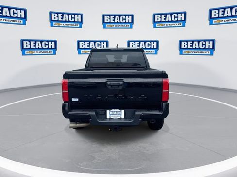 Used 2024 Toyota Tacoma TRD Off-Road AWD/4WD image 7