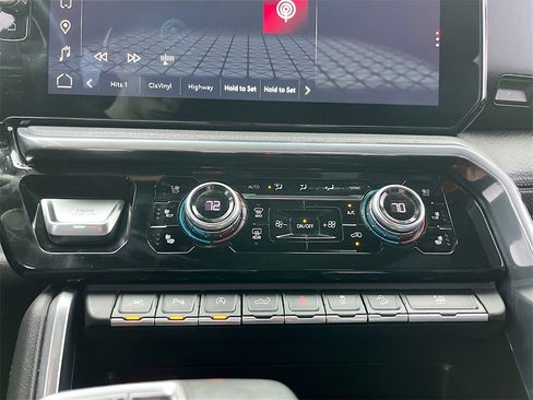 Used 2023 GMC Sierra 1500 Denali image 15