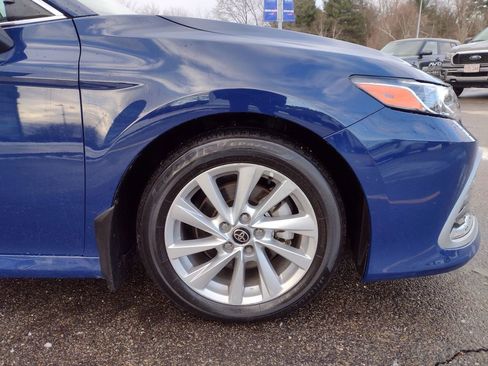 Used 2023 Toyota Camry LE image 8