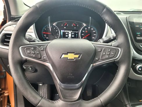 Used 2018 Chevrolet Equinox Premier image 27