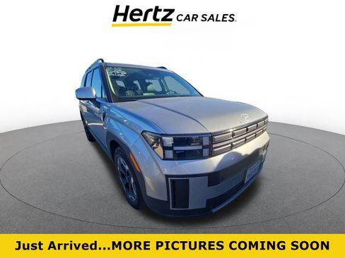 Used 2025 Hyundai Santa Fe SEL image 1