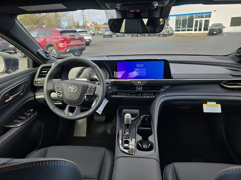 New 2026 Toyota Crown Platinum image 20