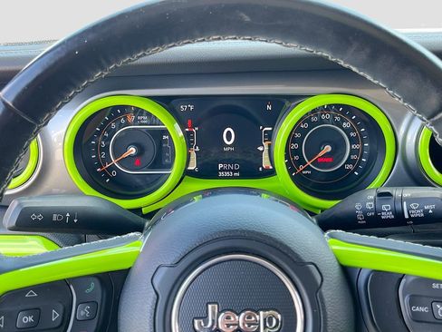 Used 2022 Jeep Wrangler Unlimited Sahara w/ Cold Weather Group image 12