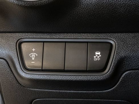 Used 2024 Kia Forte LXS FWD image 13