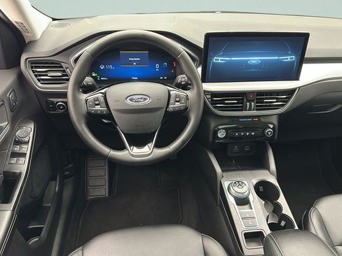 Used 2025 Ford Escape Platinum AWD/4WD image 10