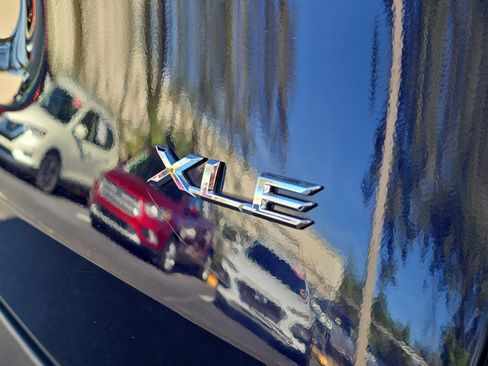 Certified 2024 Toyota Grand Highlander XLE image 8