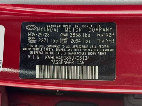 Certified 2024 Hyundai Elantra SEL FWD image 30
