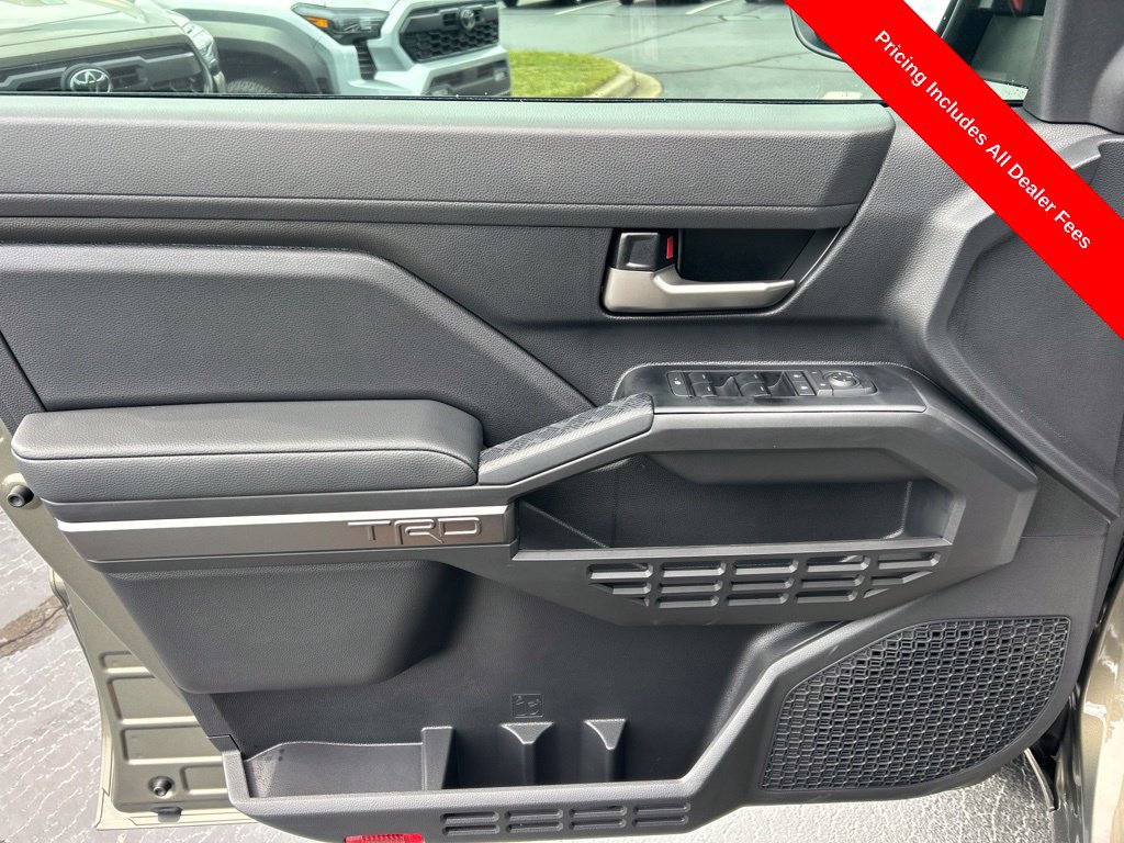 Used 2026 Toyota Tacoma TRD Sport RWD image 4