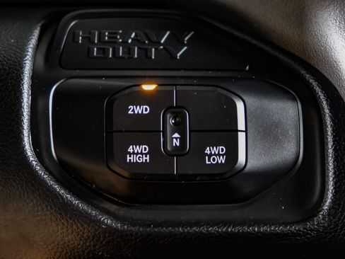 Used 2026 RAM 2500 Big Horn AWD/4WD image 25