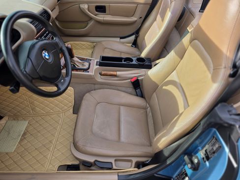 Used 2001 BMW Z3 2.5i RWD image 13