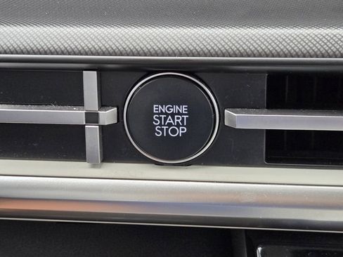 Used 2024 Hyundai Santa Fe SEL FWD image 21