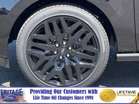New 2026 Ford Expedition Platinum w/ Stealth Performance Package AWD/4WD image 27