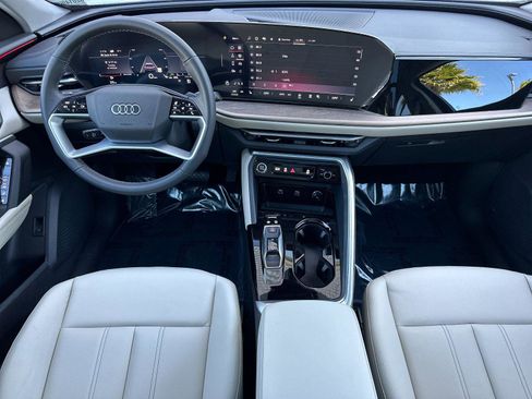 New 2025 Audi Q5 Premium image 12