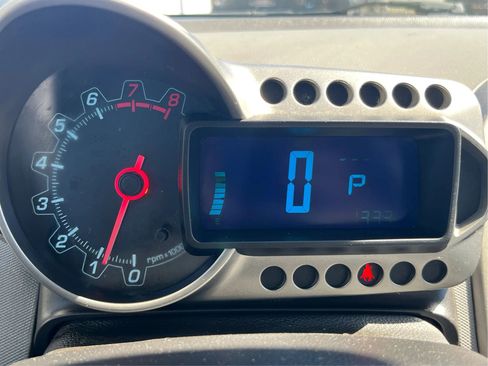 Used 2012 Chevrolet Sonic LT image 13