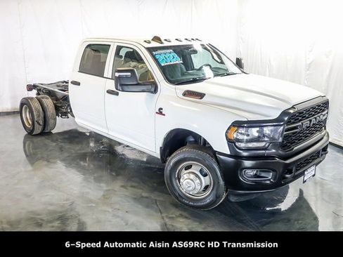 Used 2023 RAM 3500 Tradesman w/ Max Tow Package image 6