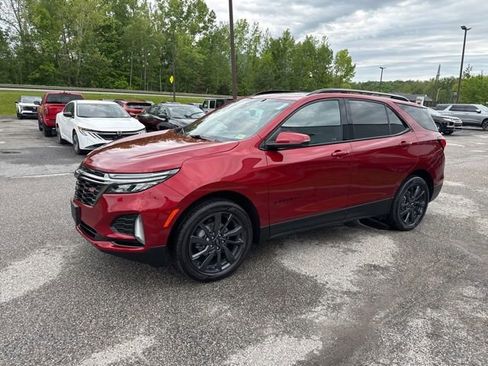 Used 2023 Chevrolet Equinox RS w/ RS Leather Package AWD/4WD image 34
