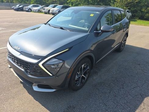Certified 2023 Kia Sportage EX FWD image 3