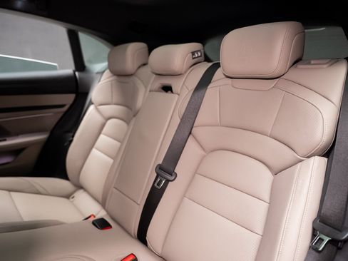 Used 2023 Porsche Taycan 4S image 66