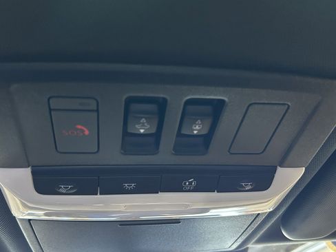 Used 2023 Mitsubishi Outlander SEL Black Edition image 40