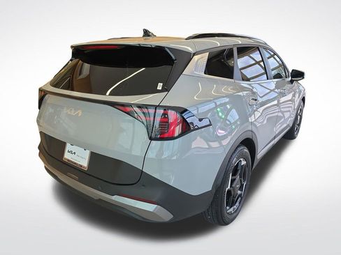 Certified 2026 Kia Sportage EX w/ EX Panorama Roof Package FWD image 7
