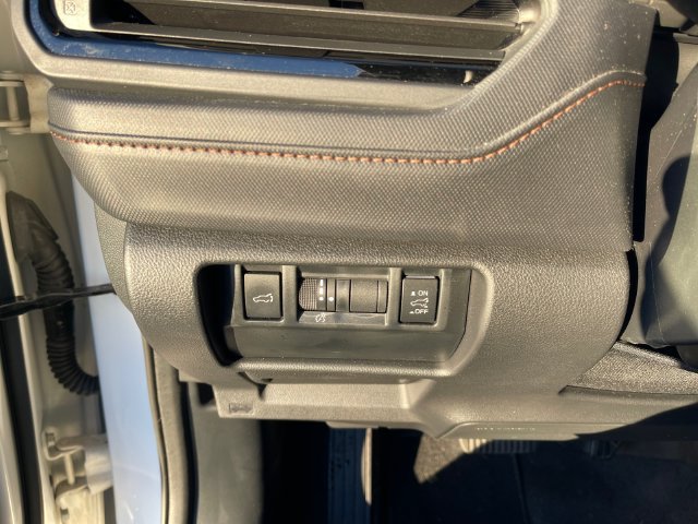 Certified 2025 Subaru Forester Touring AWD/4WD image 31