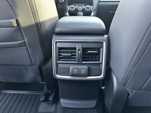 Used 2020 Subaru Forester Premium AWD/4WD image 21