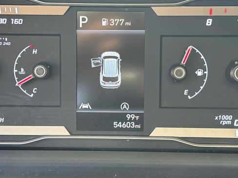 Used 2023 Hyundai Tucson SEL w/ Cargo Package image 11