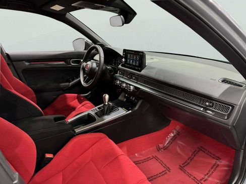 Used 2024 Honda Civic Type R image 34