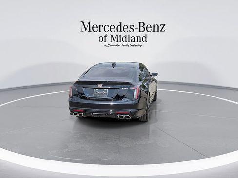 Used 2026 Cadillac CT5 V RWD image 8