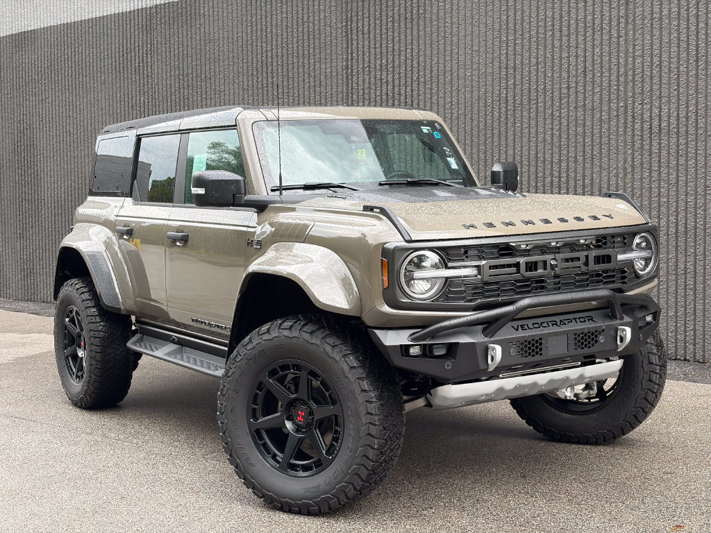 New 2026 Ford Bronco Raptor w/ Interior Carbon Fiber Pack AWD/4WD image 9