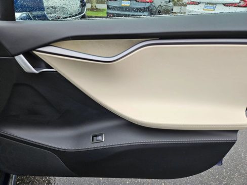 Used 2020 Tesla Model S Long Range Plus image 13