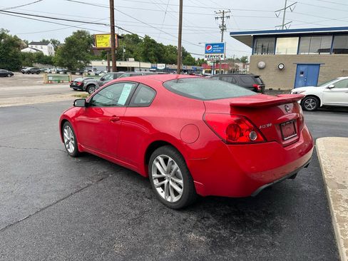 Used 2009 Nissan Altima 3.5 SE FWD image 9