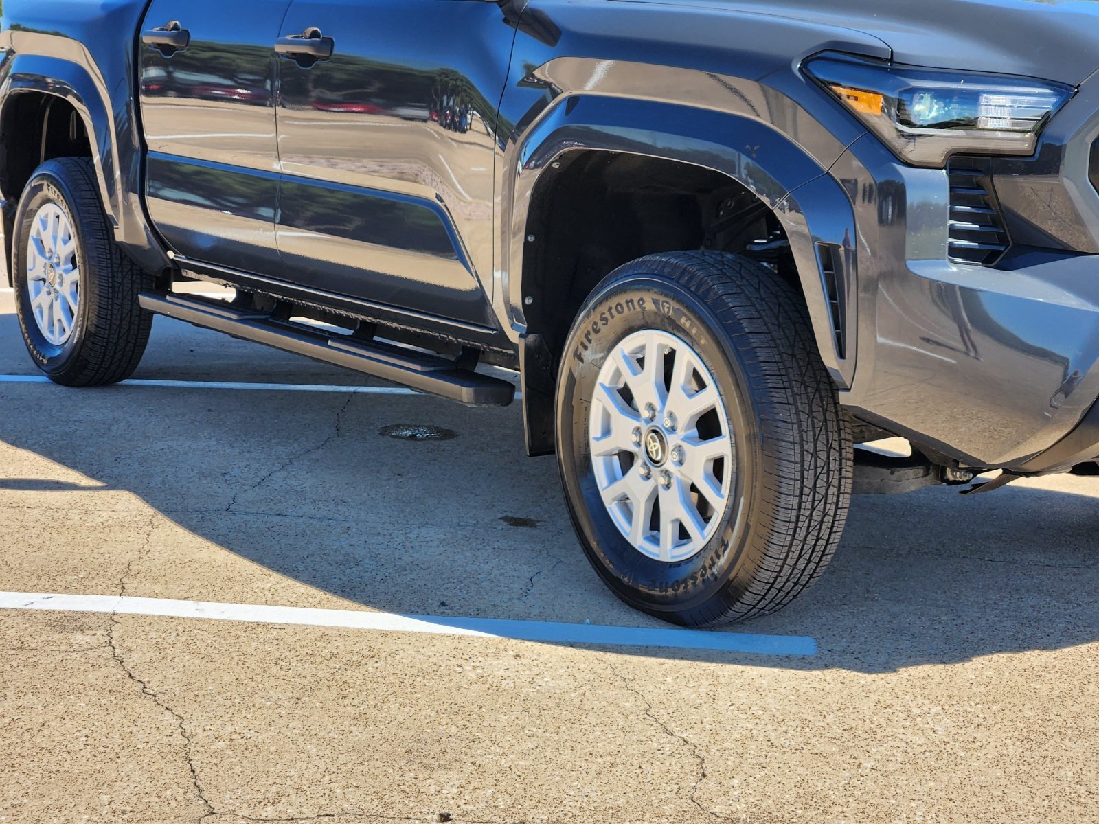 Used 2024 Toyota Tacoma SR AWD/4WD image 11