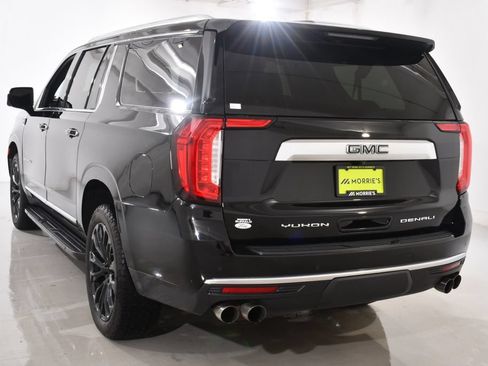 Used 2021 GMC Yukon XL Denali AWD/4WD image 14