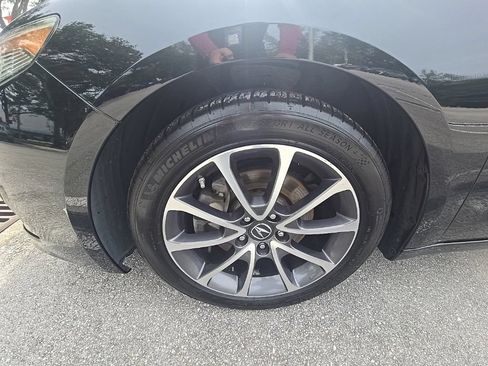 Used 2017 Acura TLX V6 w/ Technology Package FWD image 9