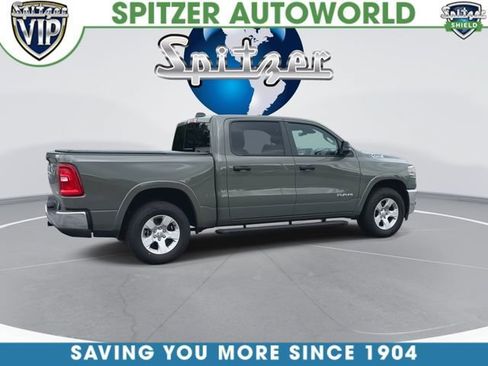 Used 2025 RAM 1500 Big Horn AWD/4WD image 10