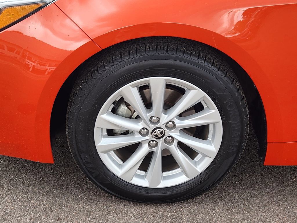 Used 2025 Toyota Corolla SE FWD image 10
