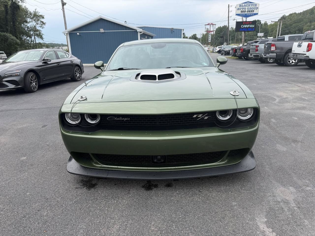 Used 2023 Dodge Challenger R/T Scat Pack RWD image 2